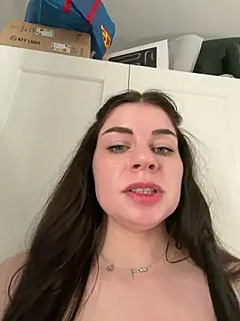 EllyNora Chat XXX live