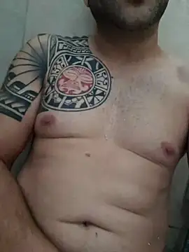 Show modela JAPIPARAVOS na web-kameri