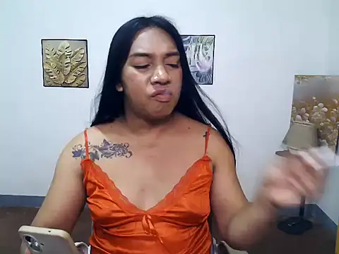 Chat +18 de ellah_morenax ao vivo
