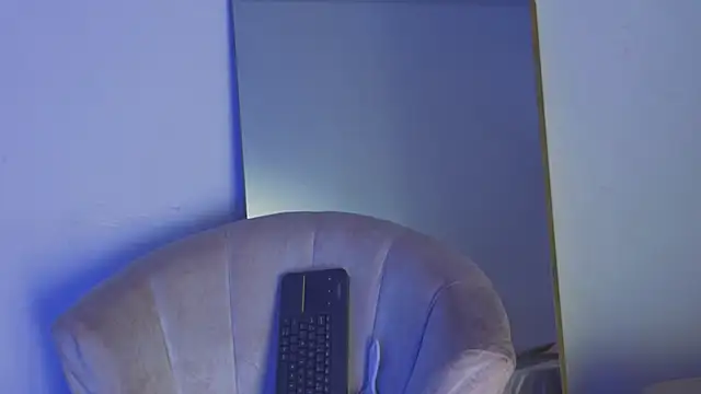 Živý XXX chat july_quinzel