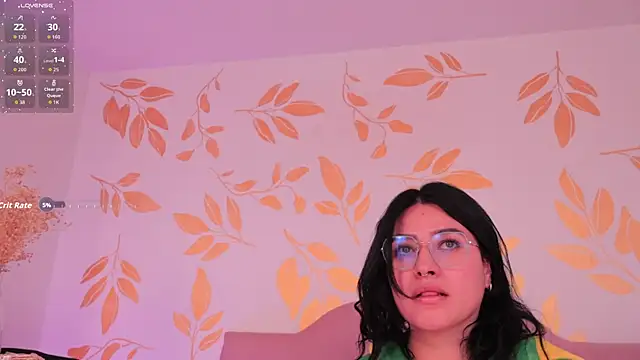 alix_bay's Live Chat Room