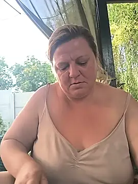 Chat +18 de jusichka ao vivo