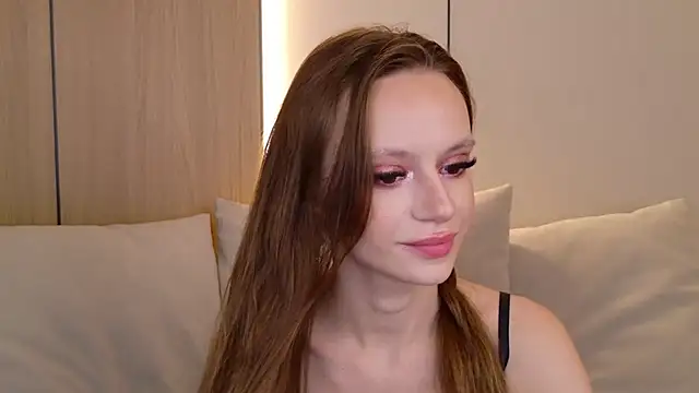 Chatroom XXX en direct de RebeccaMartons