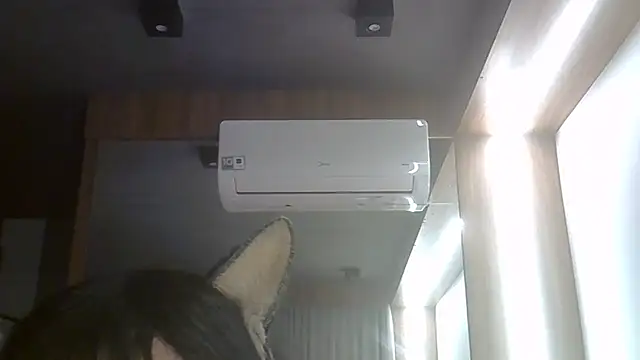 SkinnyKitten Live XXX-Chat