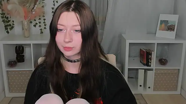 MiyuuNami: δωμάτιο απευθείας συνομιλίας