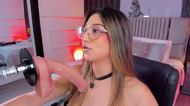 Gabrielakassi's Live XXX Chat