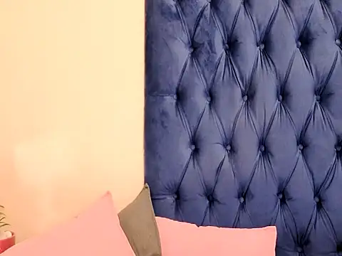 EbonySkyeXXn Live XXX chat