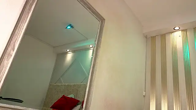 amara_queen_のライブXXXチャット