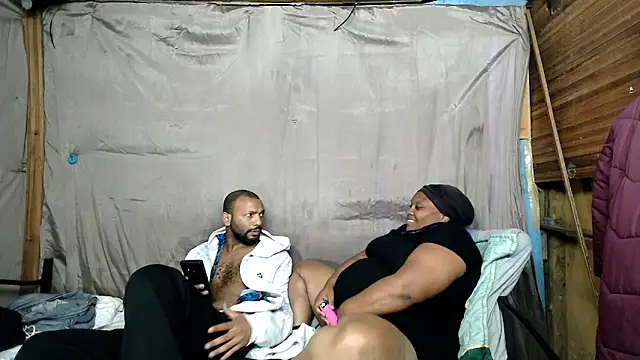 Camodick Adlı Modelin Canlı XXX Sohbeti