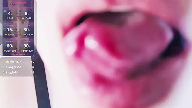 xiaoqingren 在線直播表演