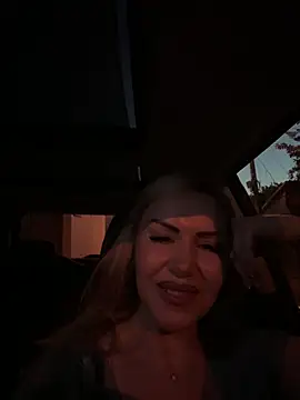 Živý XXX chat AnikaSunshine