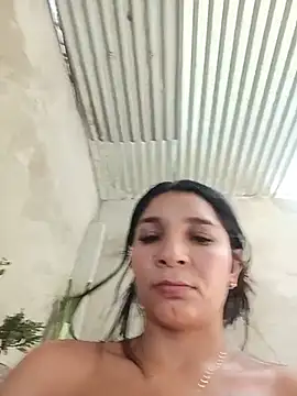 chikivivi-: απευθείας συνομιλία ΧΧΧ