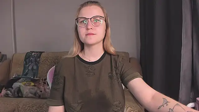 Онлайн чат XXX MissBrightShine
