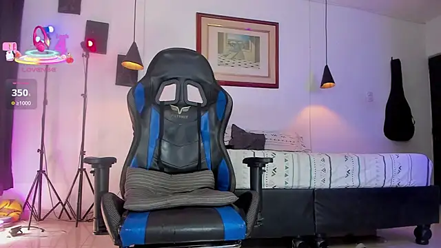 Chat +18 de oween_robert ao vivo