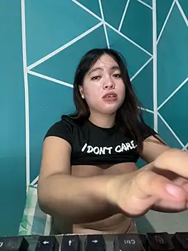 m1ss_yuji Adlı Modelin Canlı XXX Sohbeti