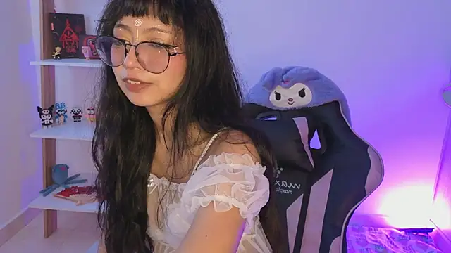 Yommi_winx_ Adlı Modelin Canlı XXX Sohbeti