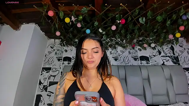 XXX chat uživo modela LucyRosse