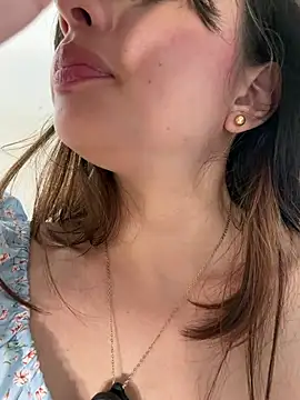 צ'אט XXX בשידור חי של ginny_ross