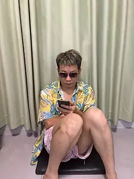 Czat XXX na żywo – Mackie_1