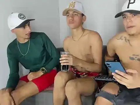 XXX chat uživo modela Charlie_Scorpion