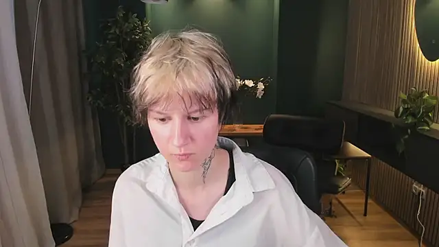 Senpai_Sins' Live XXX Chat