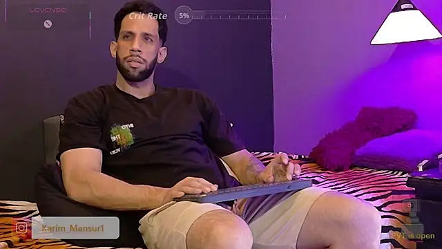 Chat +18 de Karim_mansur ao vivo