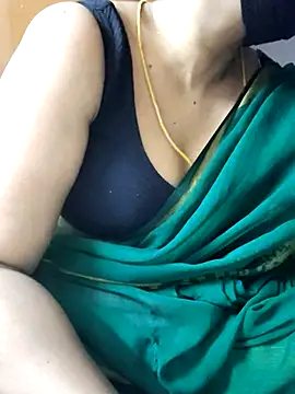 tamilammu1431's Live XXX Chat