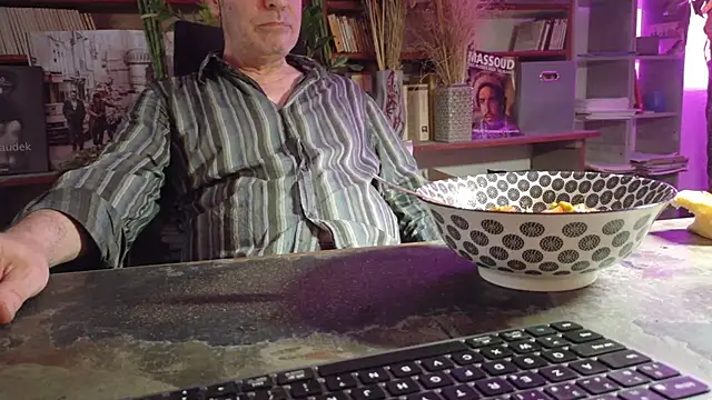 yvanbonar Live XXX-chat