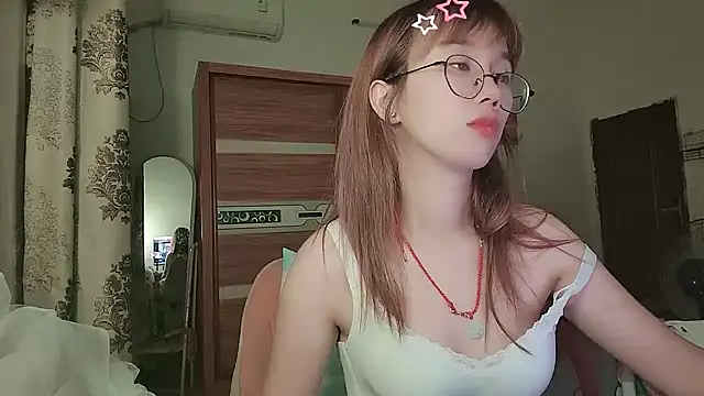 Chat XXX en directo de Lili_666