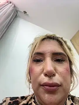 victoriacopper Chat XXX in diretta