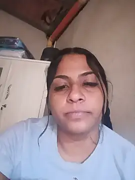 Živý XXX chat Giselabrunette25