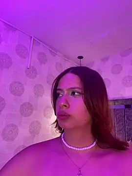 XXX chat uživo modela steffmontespink18