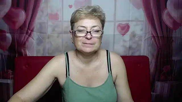 EmiliaGree Chat XXX in diretta