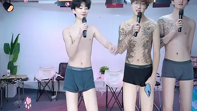 SOL-07 Live XXX-chat