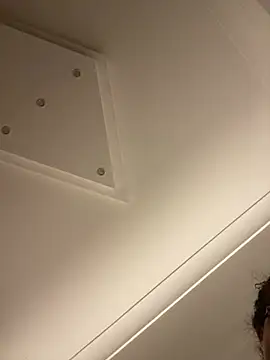 MonicaMorbida 现场XXX聊天