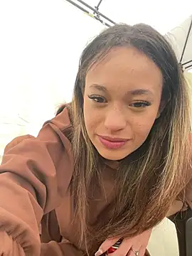 Živá chatovací místnost Miss_Diosa