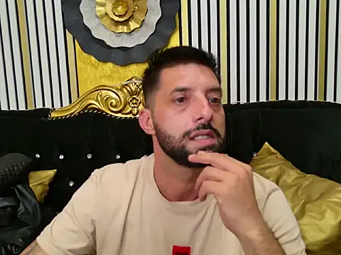 Chat XXX ao vivo de TommyDum