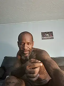 Boozle666 live XXX chat
