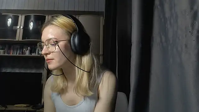 Chat XXX en directo de Adelinetre
