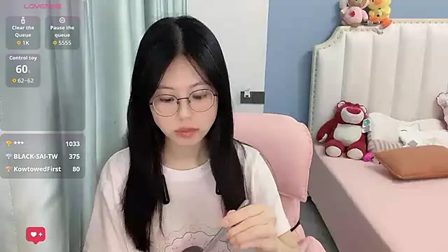 Chat +18 de Luna-666 ao vivo