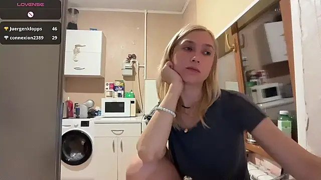 AngelJeni XXX чат на живо