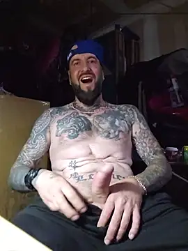 Beardedtattood 即時 XXX 聊天