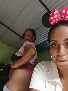 Laura20lopez's Live XXX Chat