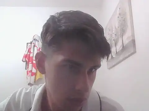 ALEX20051904 Live XXX-Chat