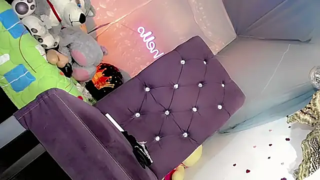 XXX chat uživo modela lilith-12