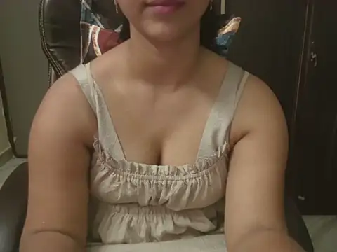 Adaa7 Chat XXX in diretta