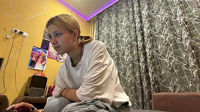XXX chat uživo modela LinZavr