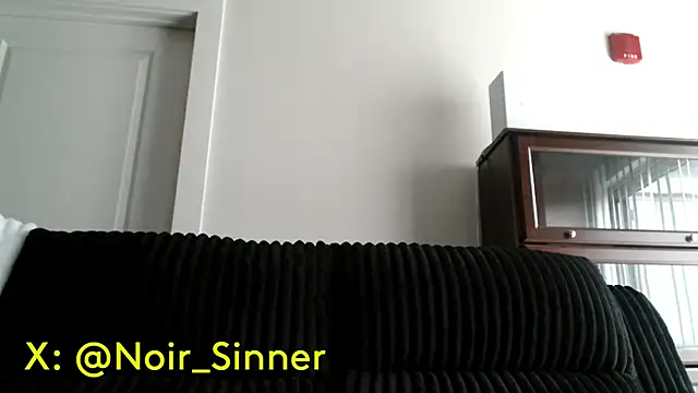 sinnernoir's Live XXX Chat
