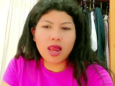 MojaditPussyのライブXXXチャット
