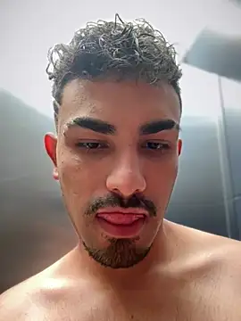 Chat XXX en directo de Big_Snake77